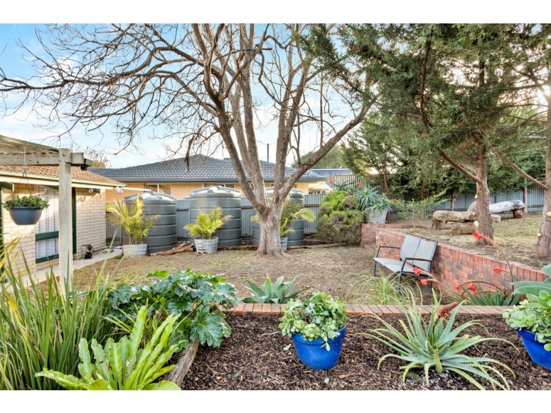 9 Dianne Street, Happy Valley SA 5159