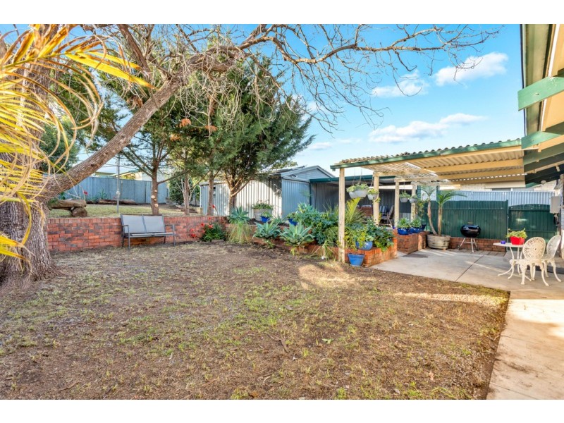 9 Dianne Street, Happy Valley SA 5159