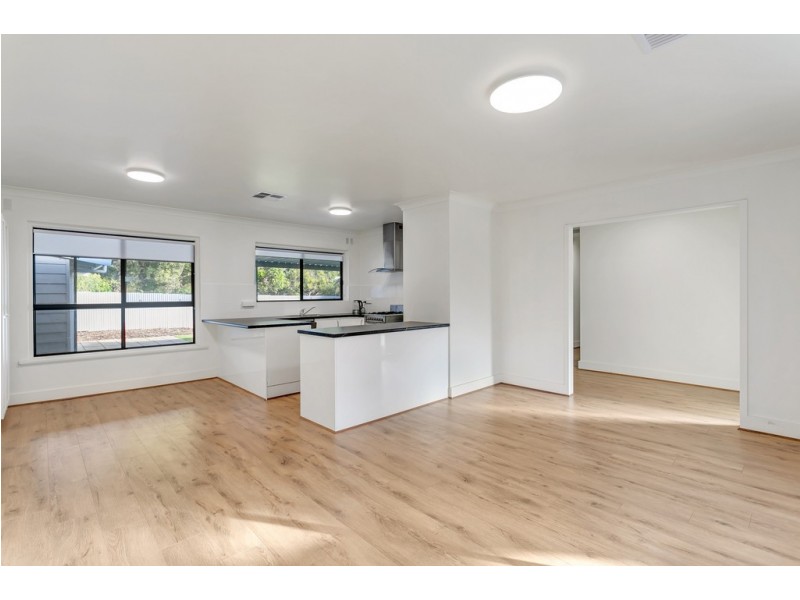 102 Wheatsheaf Road, Morphett Vale SA 5162