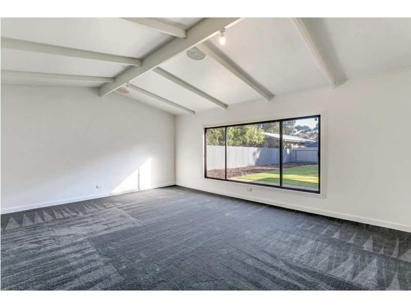 102 Wheatsheaf Road, Morphett Vale SA 5162