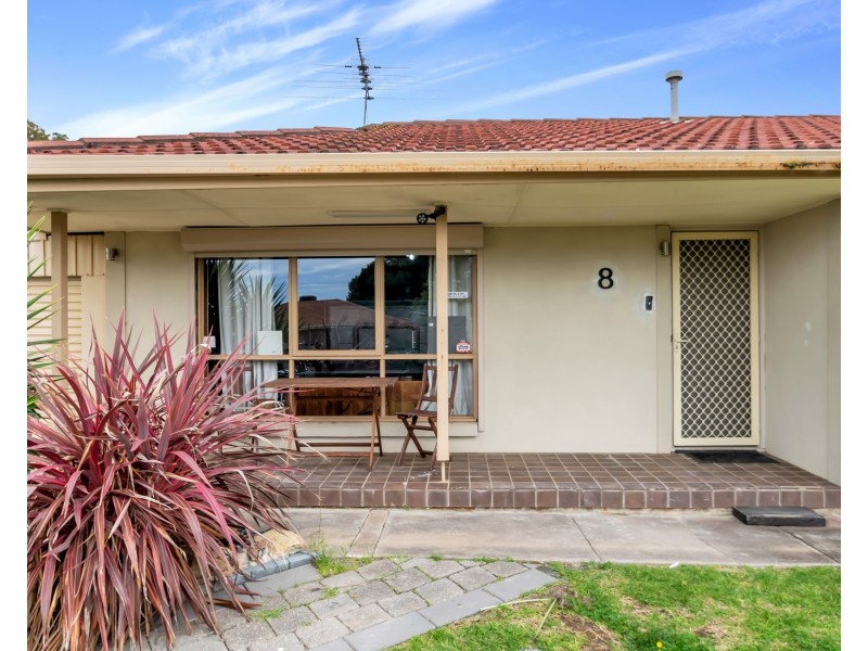 8 Claremont Street, Morphett Vale SA 5162