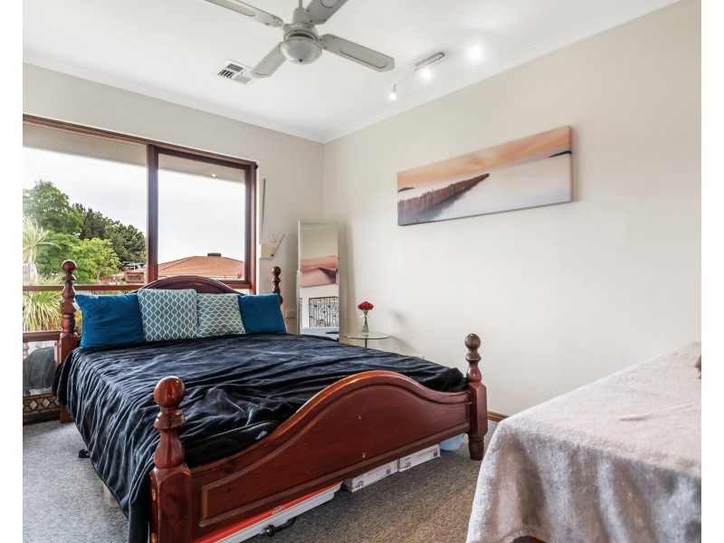 8 Claremont Street, Morphett Vale SA 5162