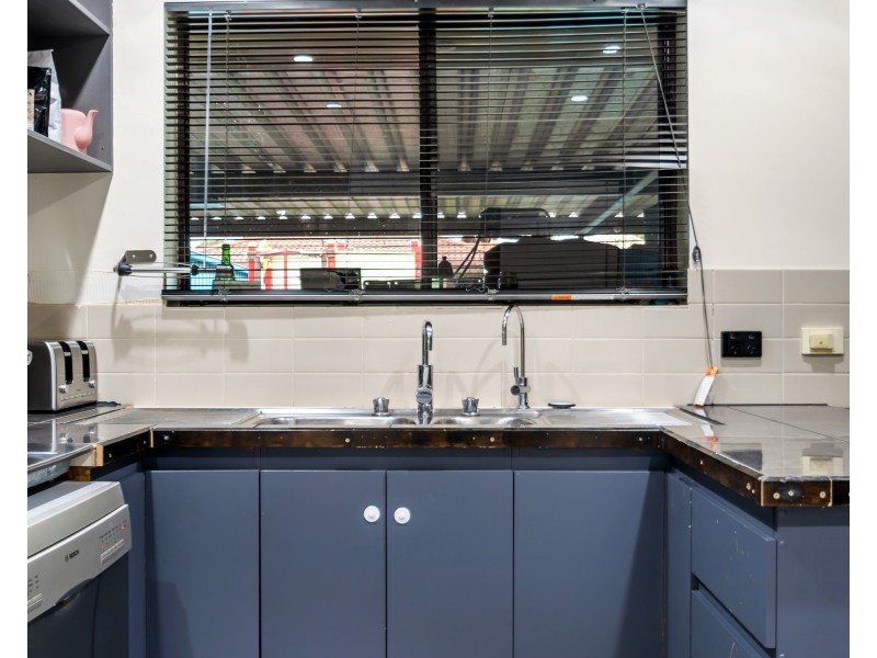 8 Claremont Street, Morphett Vale SA 5162