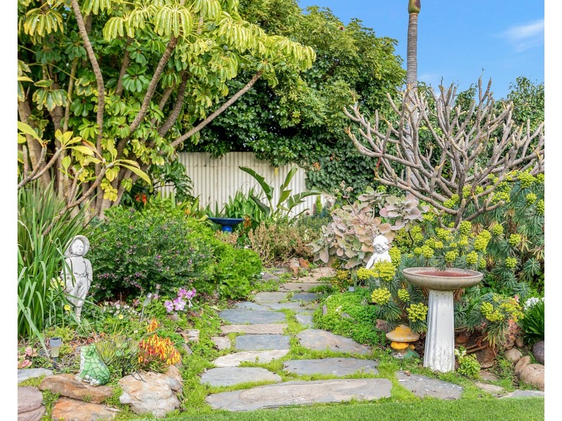 10 Fremantle Road, Port Noarlunga South SA 5167