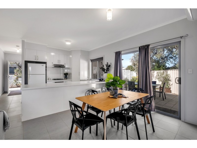10 Third Avenue, Moana SA 5169