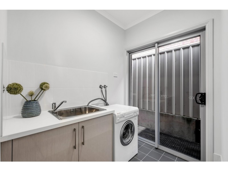 10 Third Avenue, Moana SA 5169