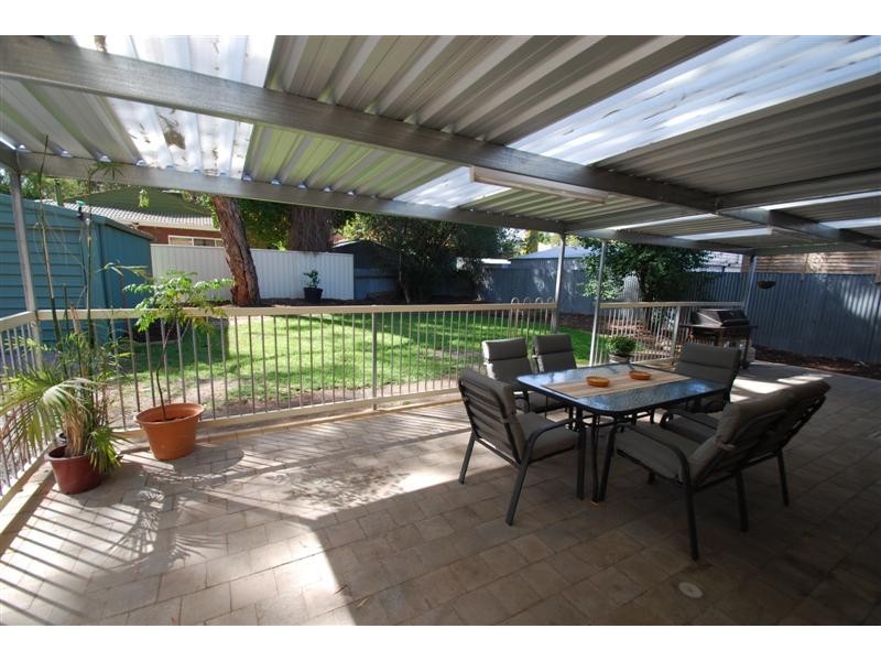 25 Regency Road, Happy Valley SA 5159