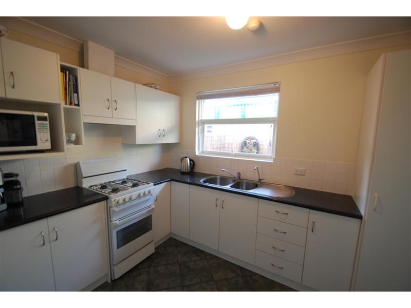25 Regency Road, Happy Valley SA 5159