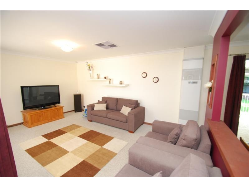 25 Regency Road, Happy Valley SA 5159