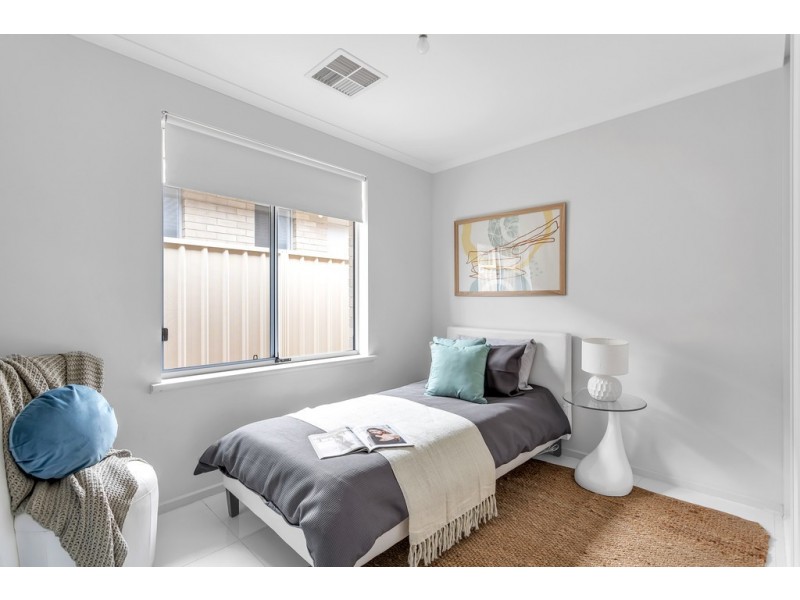 12 Sanctuary Court, Morphett Vale SA 5162