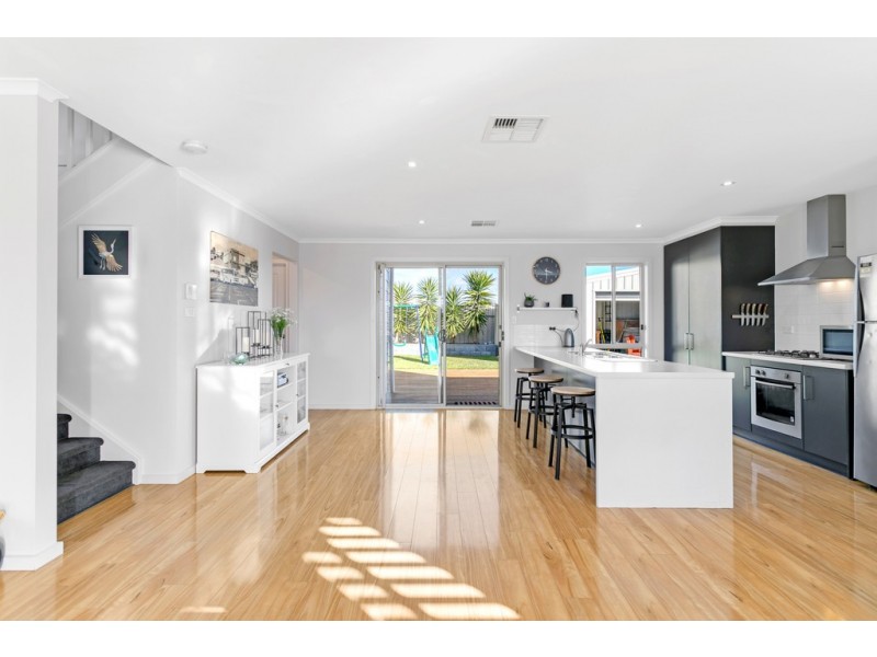 6 Columba Street, Christie Downs SA 5164