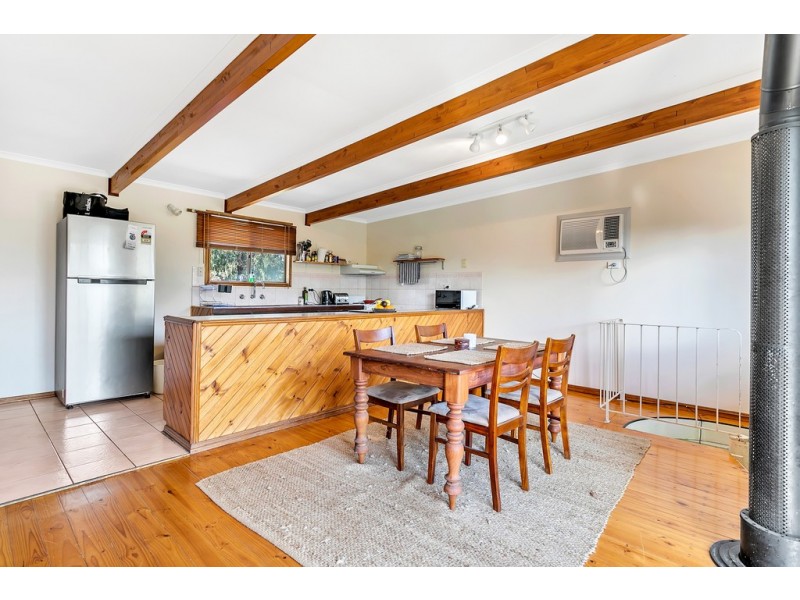 6 Glen Street, Aldinga Beach SA 5173