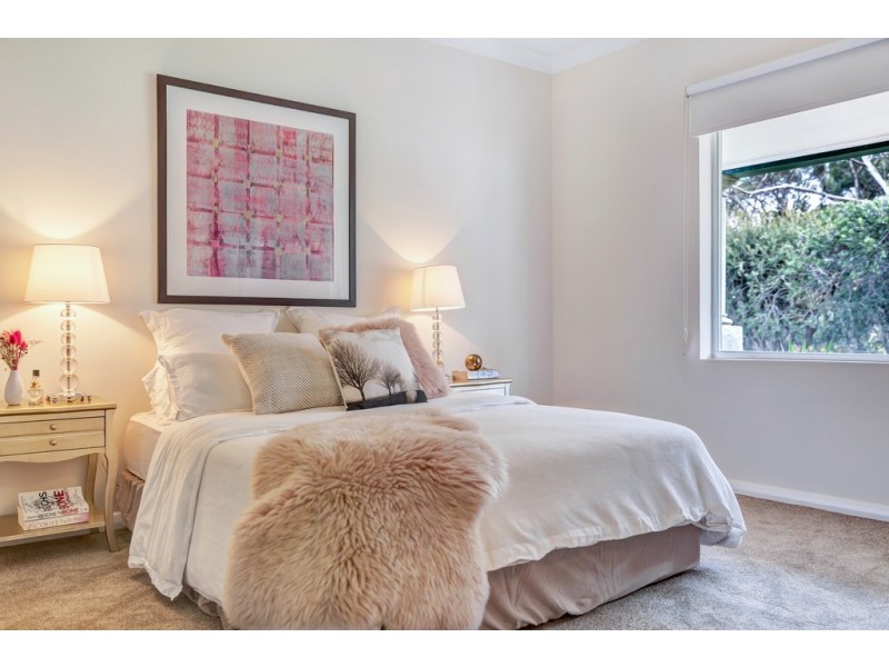 2 Ridge Road, Bradbury SA 5153