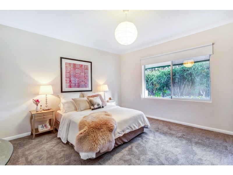 2 Ridge Road, Bradbury SA 5153