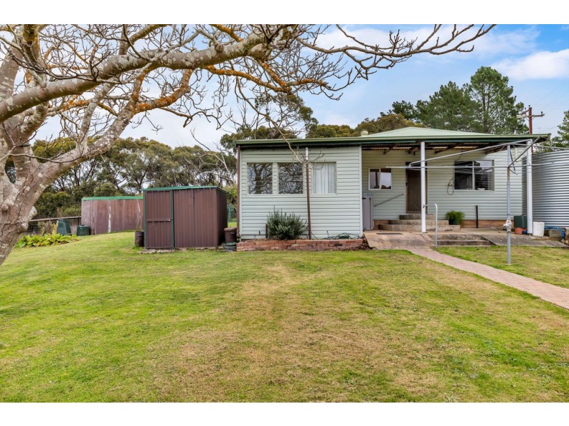 2 Ridge Road, Bradbury SA 5153