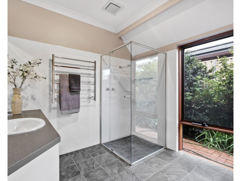 4 Gwendoline Court, Coromandel Valley SA 5051