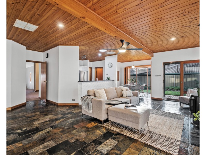 4 Gwendoline Court, Coromandel Valley SA 5051