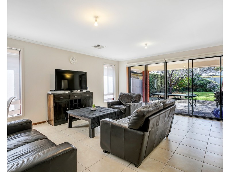 13 Harrow Street, Dover Gardens SA 5048