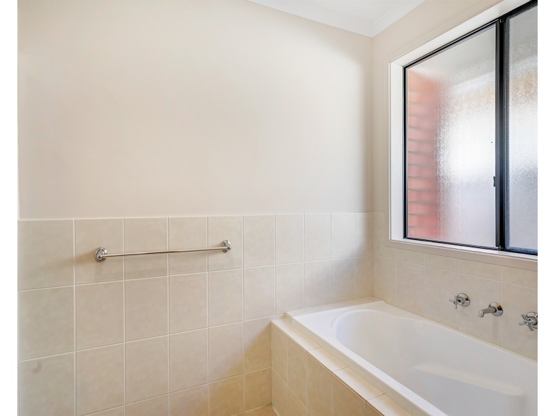 13 Harrow Street, Dover Gardens SA 5048