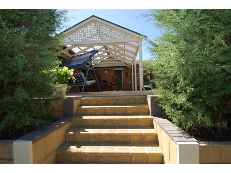 22 Potter Dr, Woodcroft SA 5162