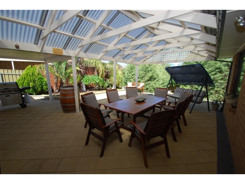 22 Potter Dr, Woodcroft SA 5162