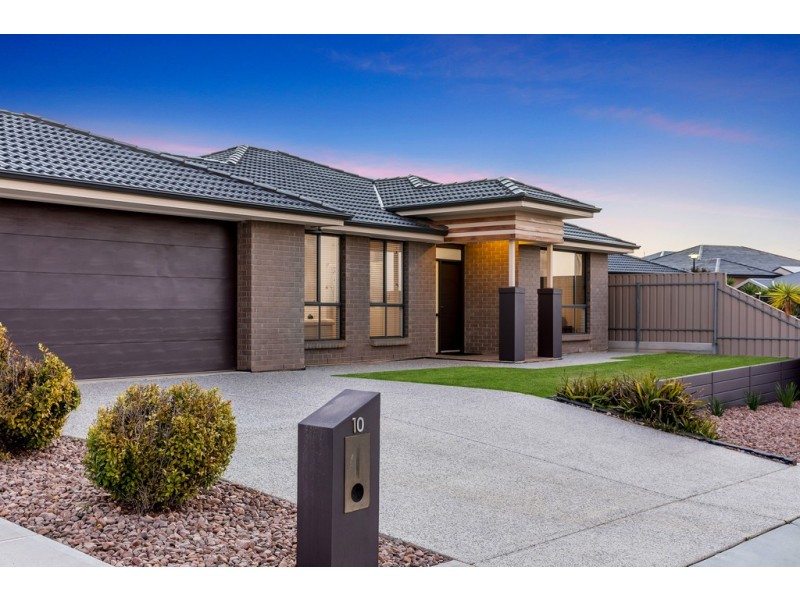 10 Busselton Road, Seaford Rise SA 5169