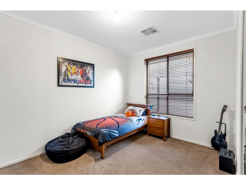 10 Busselton Road, Seaford Rise SA 5169