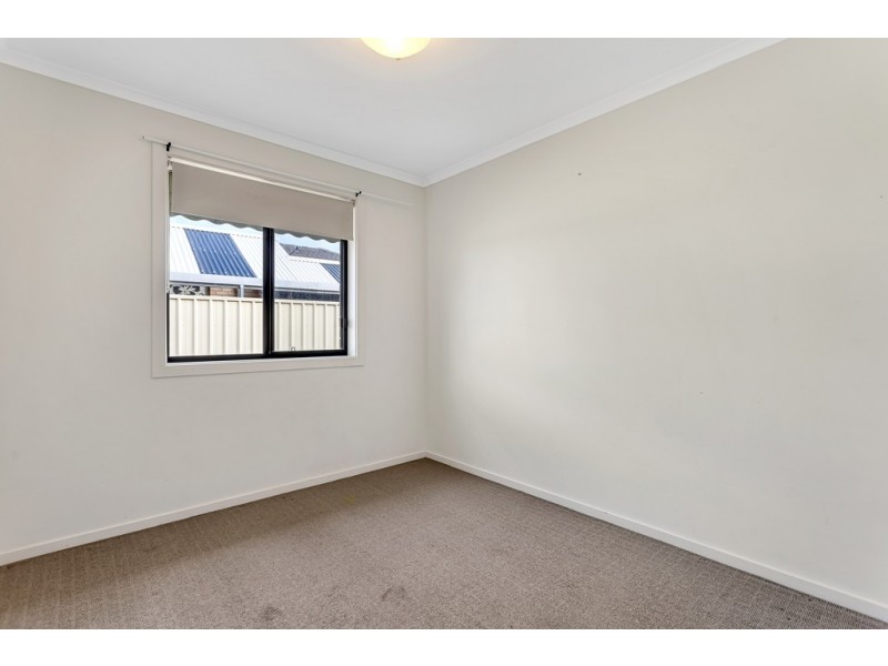 16 Antonio Street, Huntfield Heights SA 5163