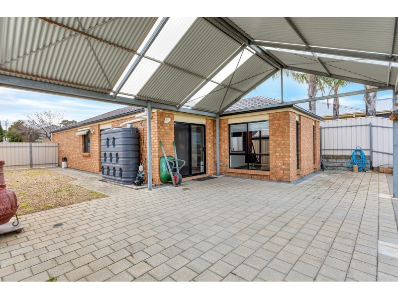 16 Antonio Street, Huntfield Heights SA 5163
