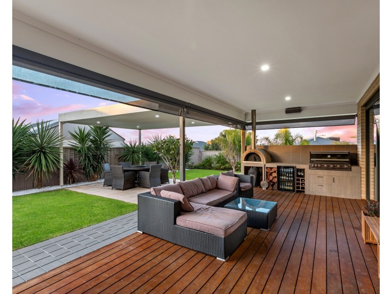 5 Fairlight Place, Seaford Rise SA 5169