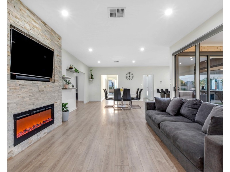 5 Fairlight Place, Seaford Rise SA 5169