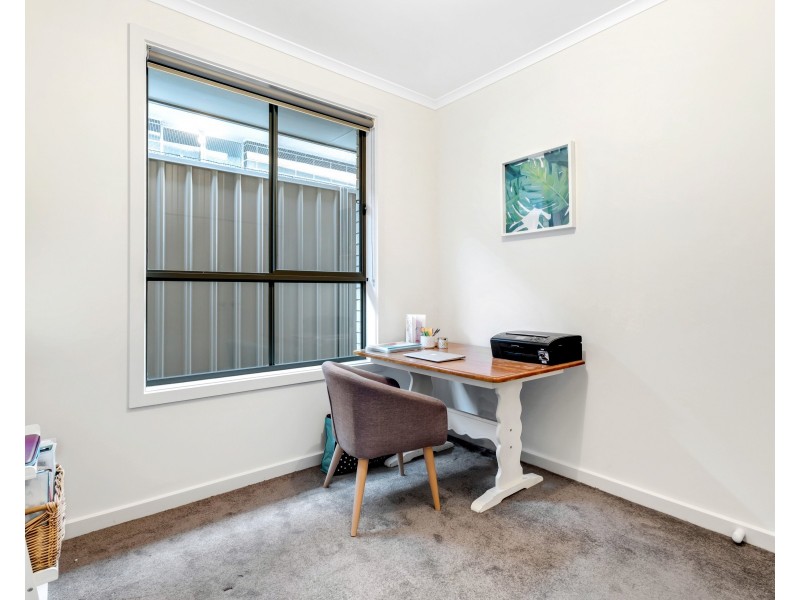 5 Fairlight Place, Seaford Rise SA 5169