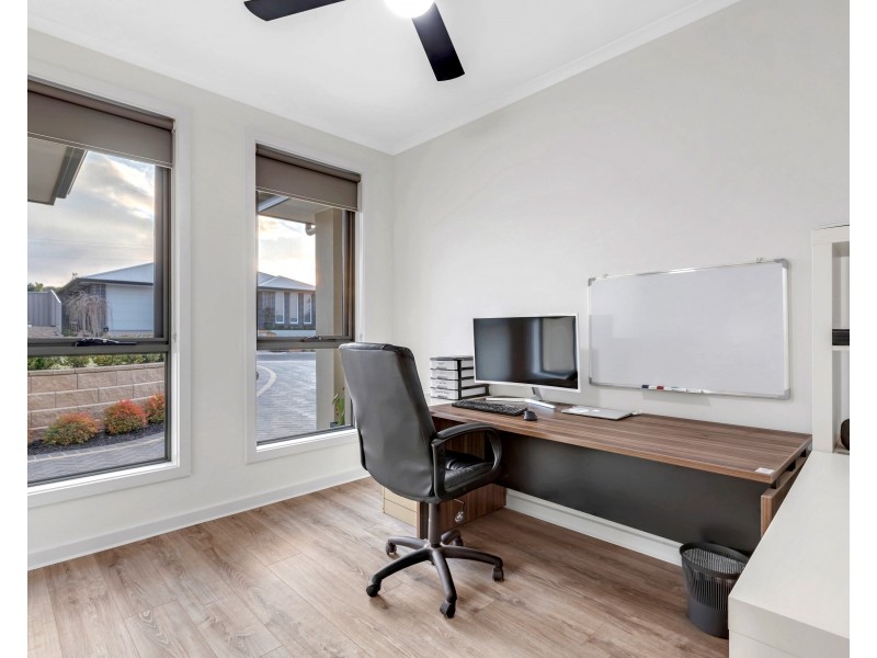 5 Fairlight Place, Seaford Rise SA 5169