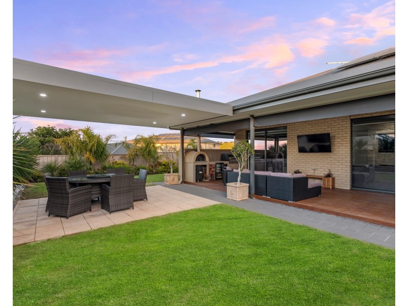 5 Fairlight Place, Seaford Rise SA 5169