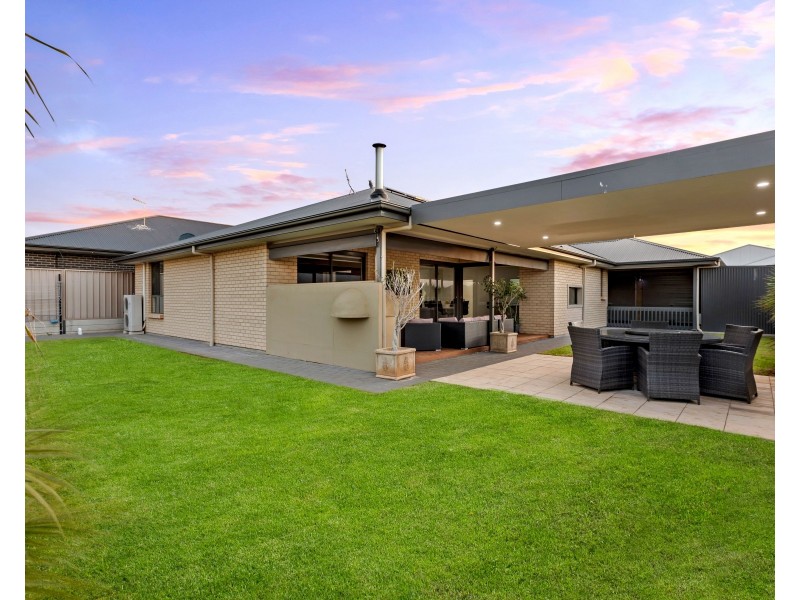 5 Fairlight Place, Seaford Rise SA 5169