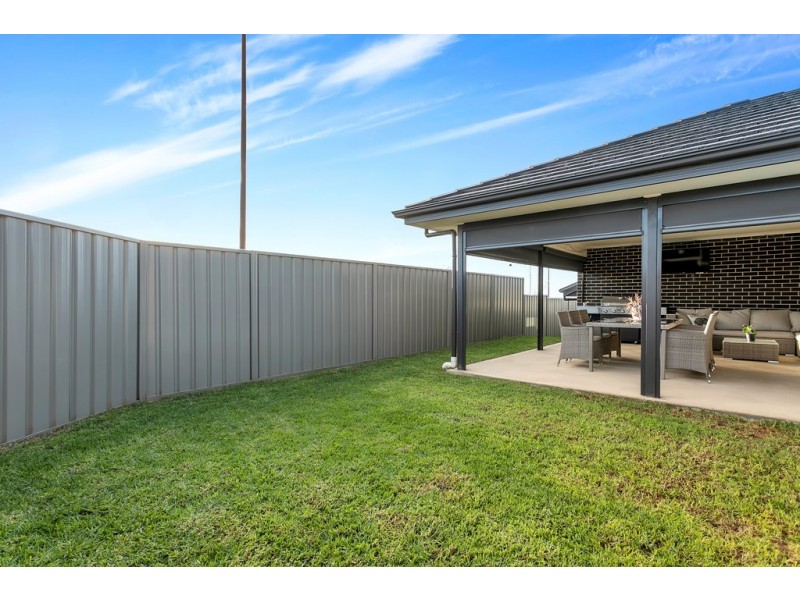 1 Observation Road, Seaford Heights SA 5169