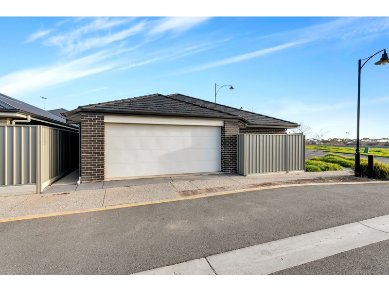 1 Observation Road, Seaford Heights SA 5169