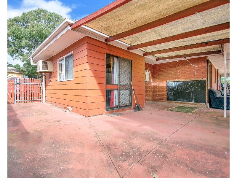 21 Alexander Crescent, Hackham SA 5163