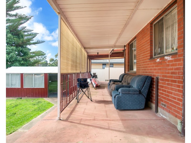 21 Alexander Crescent, Hackham SA 5163