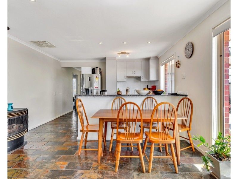 30 Berenwode Circuit, Morphett Vale SA 5162