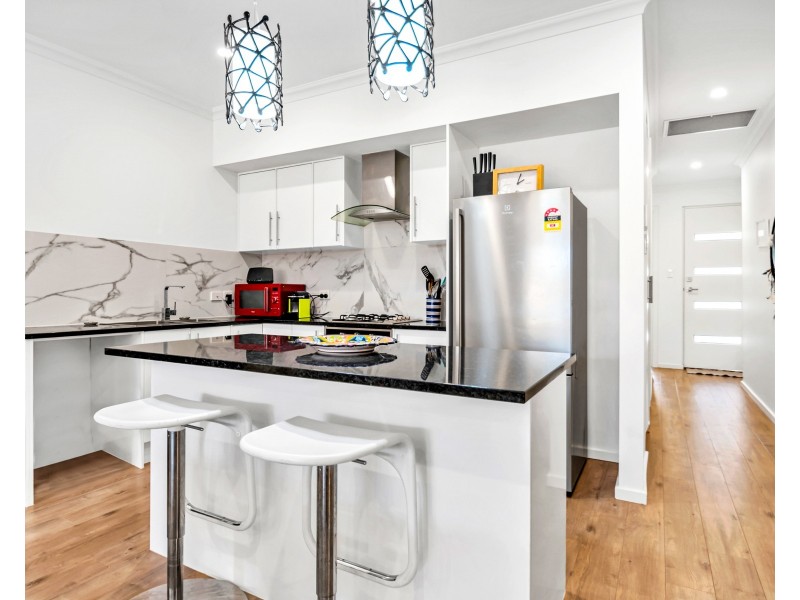 2/36 Murray Street, Albert Park SA 5014