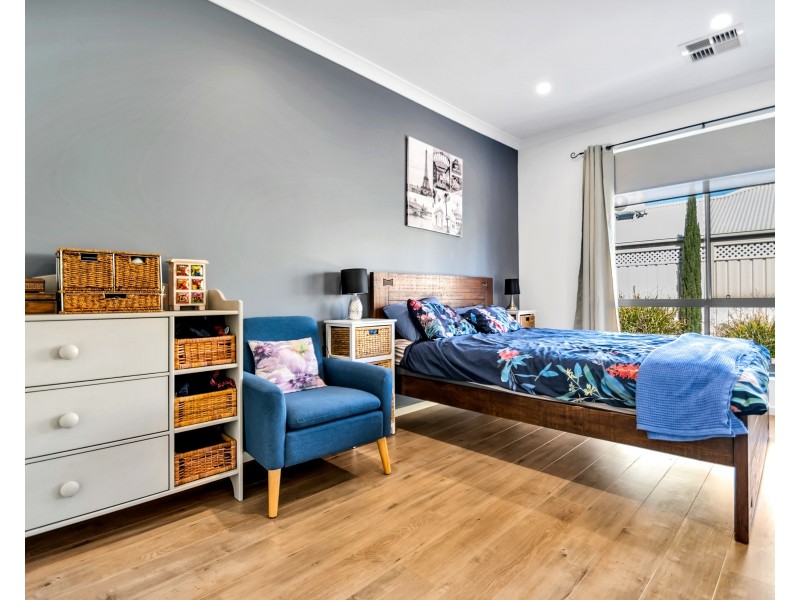 2/36 Murray Street, Albert Park SA 5014