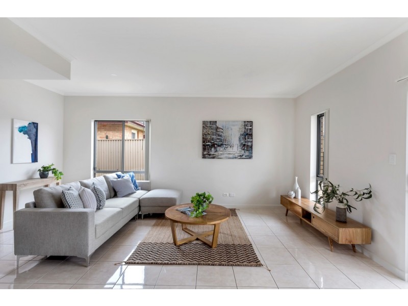 11B Raggatt Crescent, Mitchell Park SA 5043