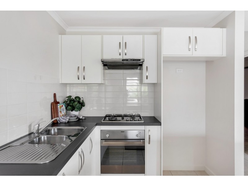 11B Raggatt Crescent, Mitchell Park SA 5043