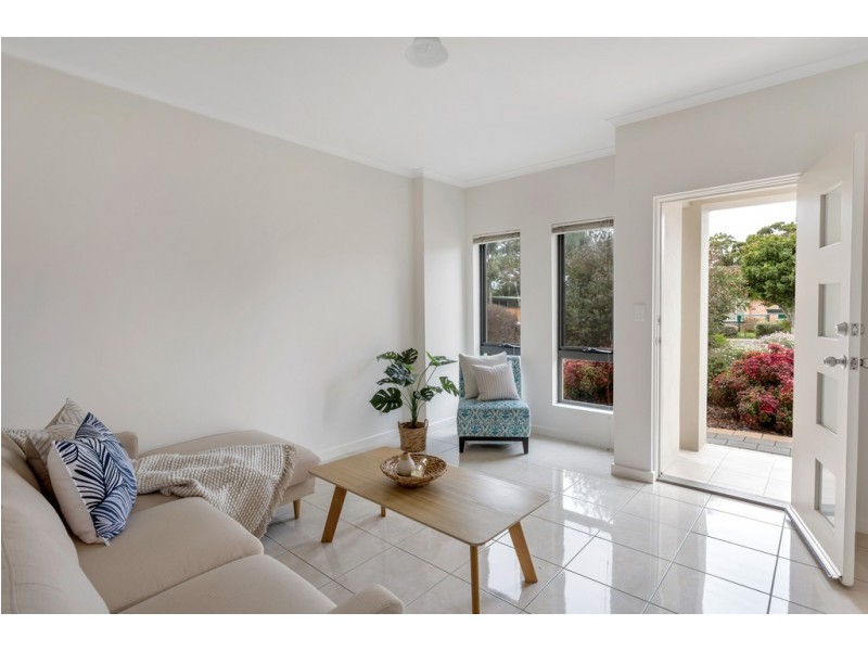 11B Raggatt Crescent, Mitchell Park SA 5043