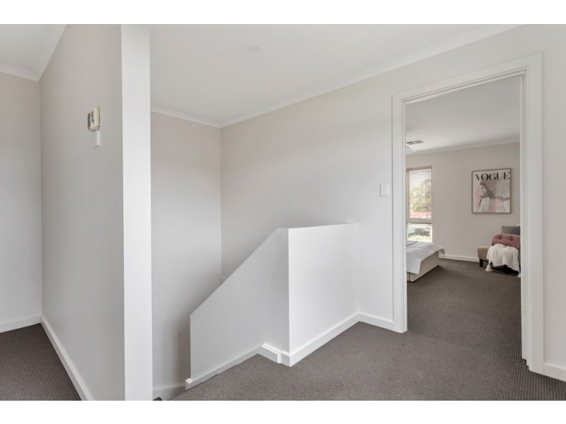 11B Raggatt Crescent, Mitchell Park SA 5043