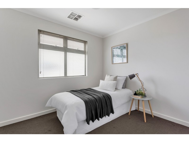 11B Raggatt Crescent, Mitchell Park SA 5043