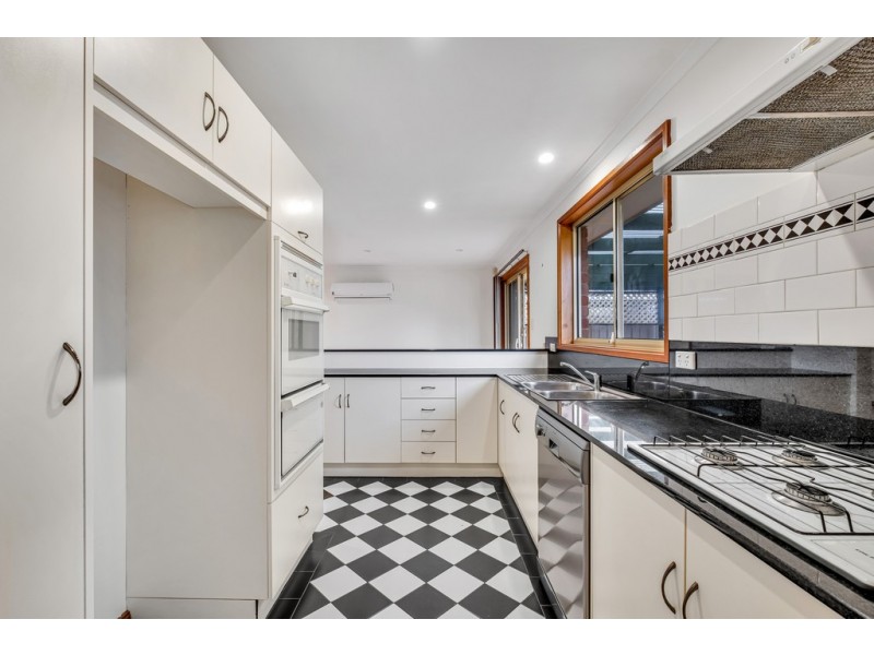 2 Avocet Street, Seaford Rise SA 5169