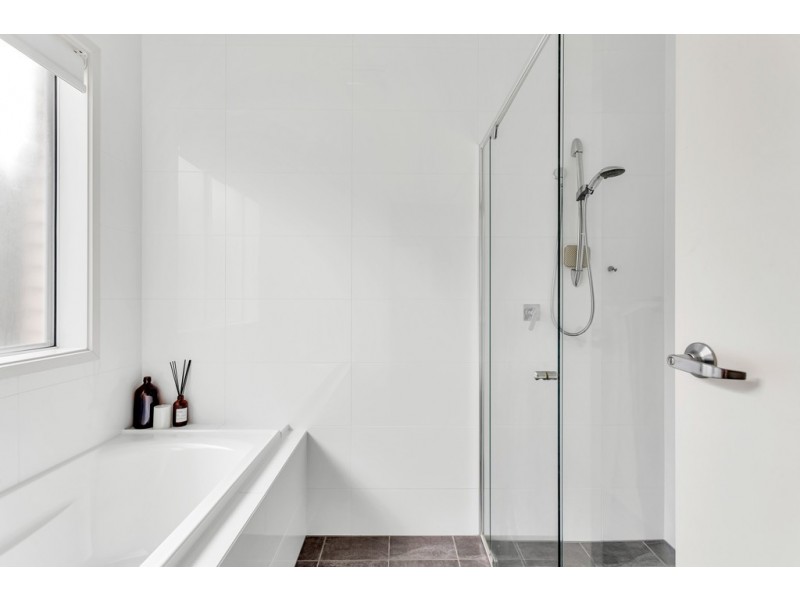 35 Sunrise Drive, Woodcroft SA 5162