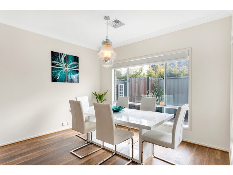 35 Sunrise Drive, Woodcroft SA 5162